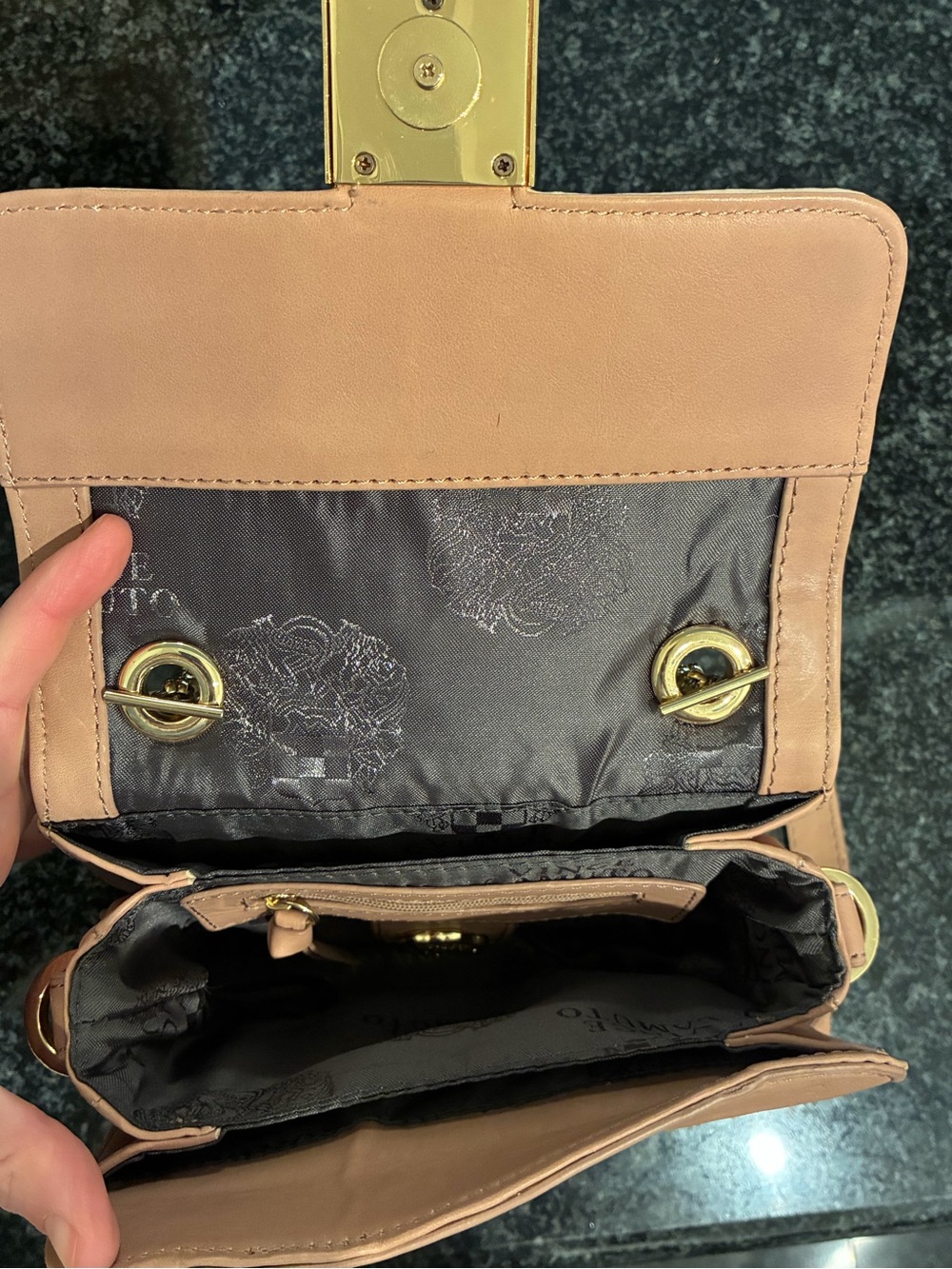Unique Vince Camuto Bag with Snakeskin Front - Picture 6 of 6